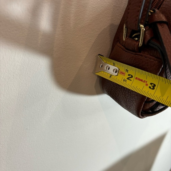 BUENO Small Leather Crossbody Zipper Closure Buckle Decoration Purse Bag - Picture 5 of 10